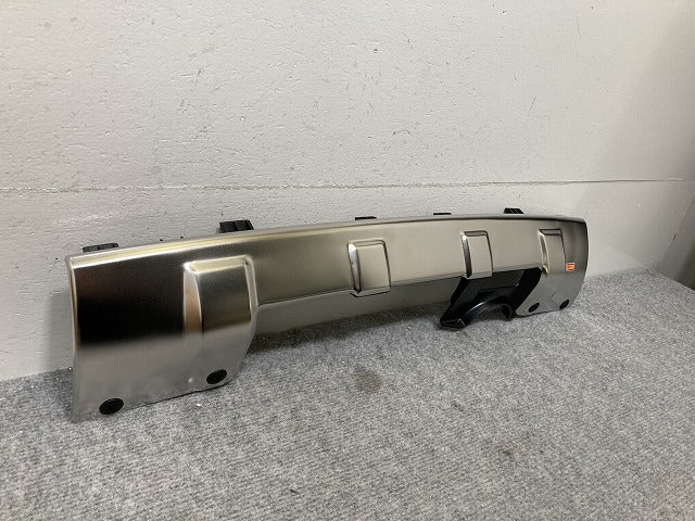新品!A6(C5)オールロードクワトロ 4B系 純正 リア バンパーガード/アンダーカバー 4Z7807835B シルバー アウディ(134982)