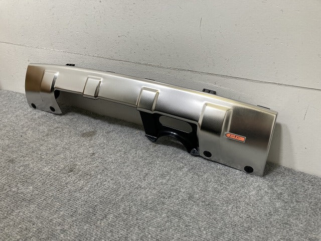 新品!A6(C5)オールロードクワトロ 4B系 純正 リア バンパーガード/アンダーカバー 4Z7807835B シルバー アウディ(134982)