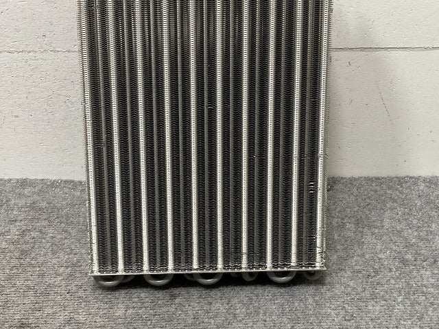 新品!Eクラス W210/1995-2002 社外 エアコン エバポレーター 2108300458 メルセデスベンツ(134983)
