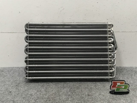 新品!Eクラス W210/1995-2002 社外 エアコン エバポレーター 2108300458 メルセデスベンツ(134985)