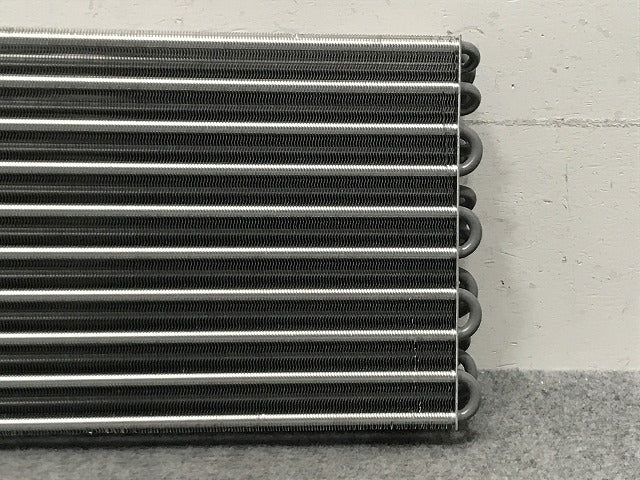 新品!Eクラス W210/1995-2002 社外 エアコン エバポレーター 2108300458 メルセデスベンツ(134985)