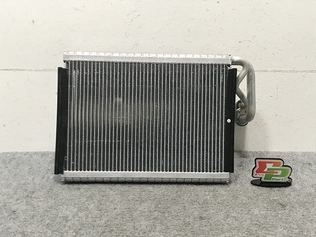 新品!Cクラス W204/2007-2014 社外 エアコン エバポレーター COOLXPERT製 2048300058 メルセデスベンツ(134987)