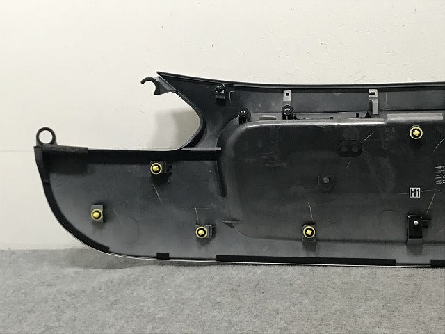 新品!HS 250h ANF10 純正 トランク ガーニッシュ/パネル 76801-75012/75022 76811-75022/75032 76801-75022-B2 シルバー レクサス(134993)