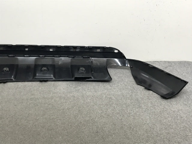 新品!Mクラス/ML W164 純正 リア バンパーアンダーカバー/ディフューザー A 164 885 0525 1648850525 素地 メルセデスベンツ(135048)