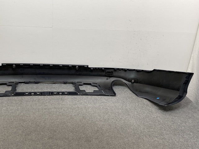 新品!Q7(7L) 4L系 純正 前期 リア スポイラー/バンパーガーニッシュ/ディフューザー 4L0 807 521 H 4L0807521JGRU 未塗装 アウディ(135049)