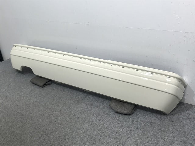 新品!セドリック/グロリア Y31系 純正 リア バンパー 85022 10V00 H5022-VS0MA ホワイト ソリッド 日産(135073)