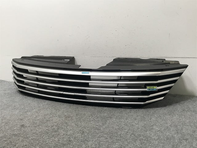 セレナ/ライダー C27/GC27/GNC27 Rider 純正 フロント グリル/ラジエーターグリル 62310 1A29A/B/C/D 62310-1A29A シルバー 日産(135092)