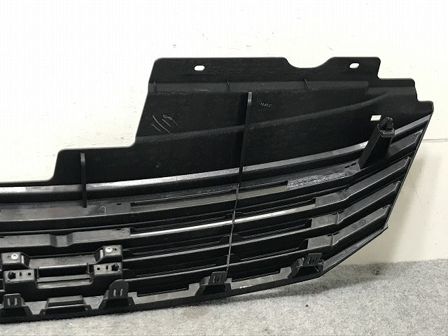 セレナ/ライダー C27/GC27/GNC27 Rider 純正 フロント グリル/ラジエーターグリル 62310 1A29A/B/C/D 62310-1A29A シルバー 日産(135092)