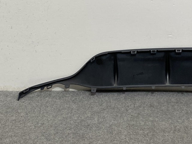 新品!Cクラス W205/AMG 純正 リア バンパーガーニッシュ/ディフューザー A 205 885 73 38 20588573389999 未塗装 メルセデスベンツ(135102)
