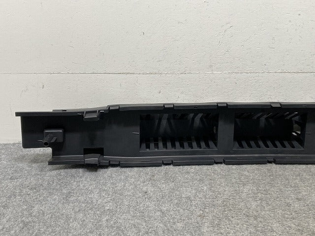 新品!XC70 BB系 純正 フロント バンパー ホースメント 30678674 V30678674 ボルボ(135134)