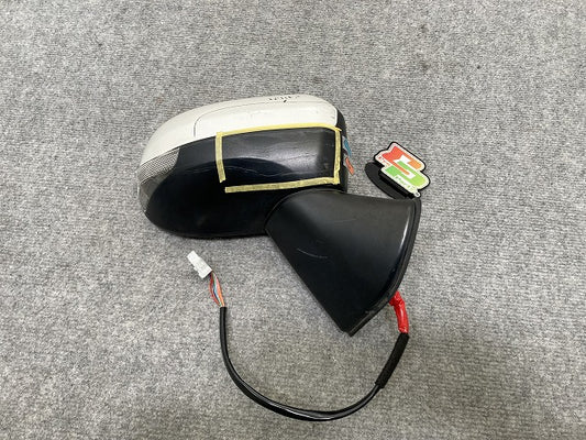 ルーミー/タンク/トール/ジャスティ M900A/S/F/M910A/S/F 純正 右 ドアミラー 9線 ウインカー付 H124/21107 パールホワイトIII W24(135161)