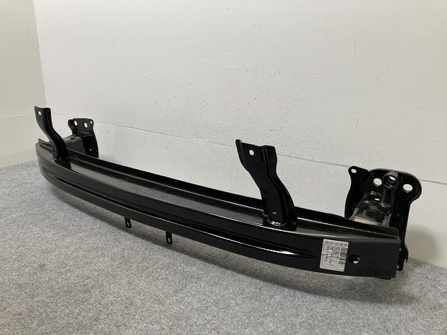 新品!パサート 3C/2008-2011 純正 フロント バンパーホースメント 3C0 807 109 D 3C0807109D フォルクスワーゲン(135162)
