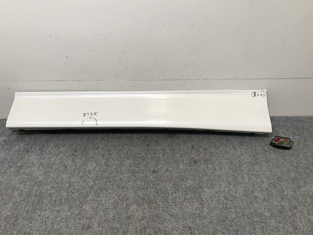 ヴォクシー/ノア 90系/ZWR90W/ZWR95W/MZRA90W/MZRA95W 純正 左 スライド ドア サイドパネル 76906-V1030 ホワイトパール 070 トヨタ(135192)
