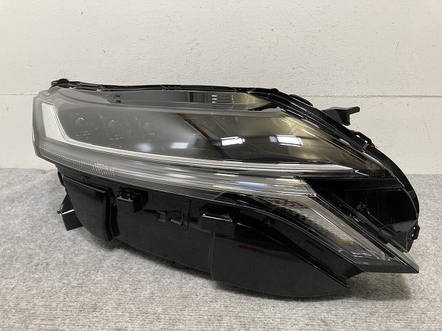 オーラ/AURA FE13/FSNE13 純正 右 ヘッドライト/ランプ LED レベライザー 刻印C ICHIKOH 1994/26010 6XL2A 日産(135210)