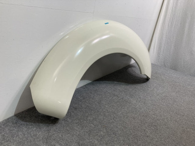 新品!ニュービートル 9C系 純正 左 リア フェンダー 1C0 821 301F 1C0821301FGRU クリーム色 ソリッド フォルクスワーゲン(135280)