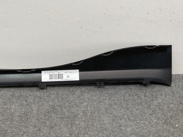 新品!i8 2Z15/2Z15U 純正 左 エントランスカバー 7373007-03 51777435811 BMW(135285)