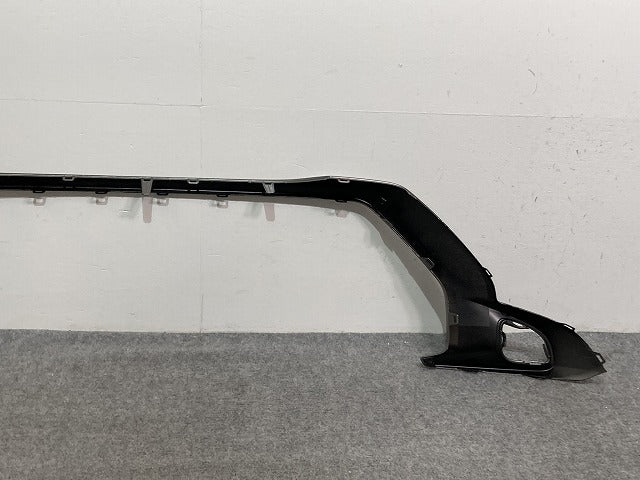 新品!カローラ クロス/HV ZSG10/ZVG11/ZVG15 純正 フロント バンパー ガーニッシュ/グリルモール 53121-16070 53121-16070 トヨタ(135325)