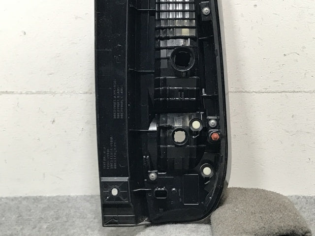 ルークス ハイウェイスター B44A/B45A/B47A/B48A/ekクロススペース B34A/B35A/B37A/B38A 純正 左 テールランプ LED 1146-406(135349)