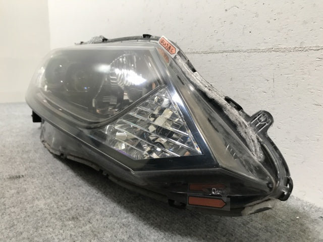 ジェイド FR4/FR5 純正 前期 右 ヘッドライト/ランプ LED レベライザー 刻印J1 STANLEY W2345 ホンダ(135380)