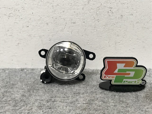 タント カスタム/シフォン カスタム LA650S/F/LA660S/F 純正 右 フォグランプ/フォグライト LED 81210-B5030/90147855 ダイハツ(135413)
