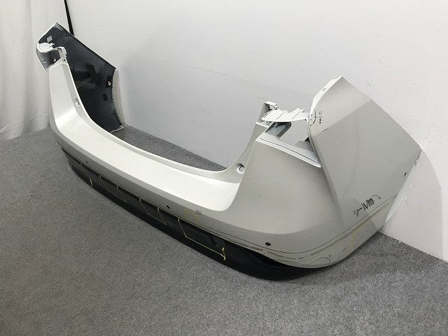 プリウス 50系/ZVW50/ZVW51/ZVW55 純正 後期 リア バンパー 52159-47300 ホワイト パール トヨタ(135418)