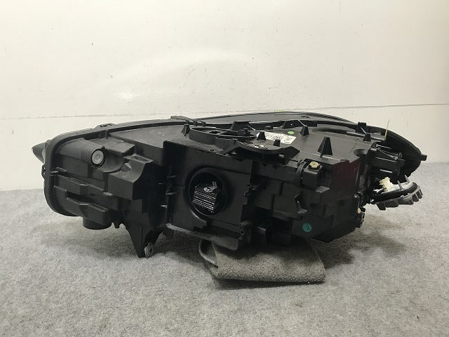 ジャンク!1シリーズ F40 純正 右 ヘッドライト/ランプ LED VALEO 63.11-9482810-10 BMW(135444)