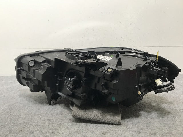 ジャンク!1シリーズ F40 純正 右 ヘッドライト/ランプ LED VALEO 63.11-9482810-10 BMW(135444)