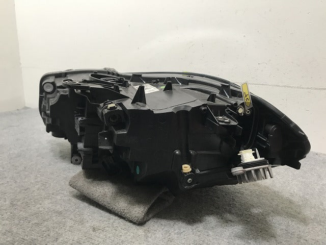 ジャンク!1シリーズ F40 純正 右 ヘッドライト/ランプ LED VALEO 63.11-9482810-10 BMW(135444)