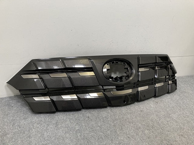 新車取り外し!アルファード 40系/AGH40W/AGH45W 純正 フロント グリル/ラジエーターグリル カメラ穴付 53111-V2010 トヨタ(135461)