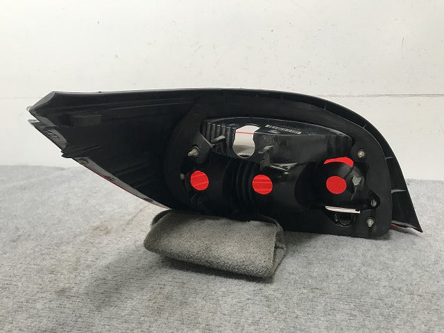5シリーズ E60 純正 前期 右 テールランプ/ライト/レンズ ハロゲン 7 165 738/7165738 BMW(135474)