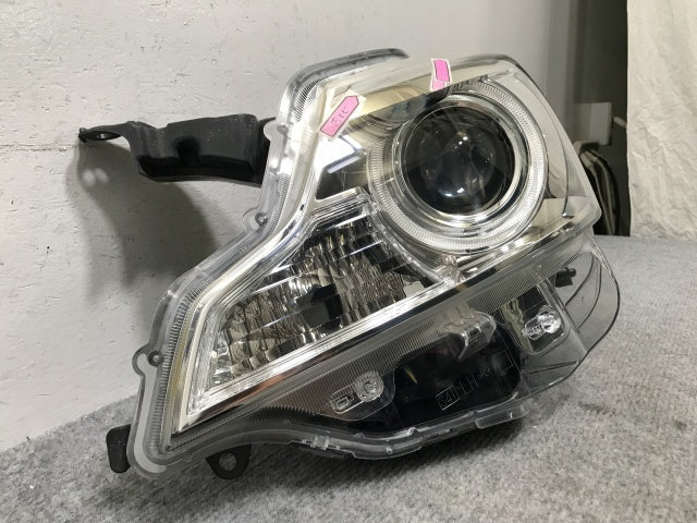 スペーシアカスタム MK32S/MK42S 純正 左 ヘッドライト/ランプ キセノン HID AFS無 レベライザー 刻印N6 ICHIKOH 1872/35300-81M60(135504)