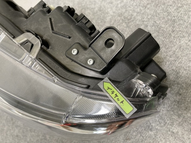 タント カスタム/シフォン カスタム LA650S/LA660S/LA650F/LA660F 純正 前期 左 ヘッドライト LED レベ 刻印Z KOITO 100-69075(135579)