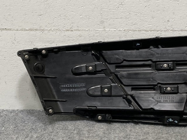 インプレッサ スポーツ/アドバンス GTE 純正 右フロント フォグカバー/フォグランプカバー 57737FL100 57737FL140 ガンメタ スバル(135582)