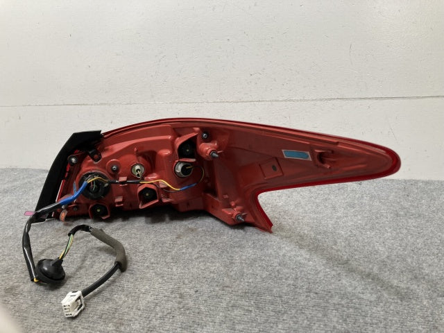 日産 ティアナ L33 純正 テールランプ 左右セット ややキズあり ティアナ L33 純正 左 テールランプ/ライト/レンズ LED KOITO 220