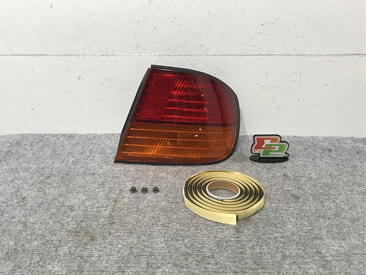新品!プリメーラ カミノ P11/HNP11/HP11 純正 右 テールランプ/ライト/レンズ ハロゲン ICHIKOH 7391 26550-3J127 日産(135645)