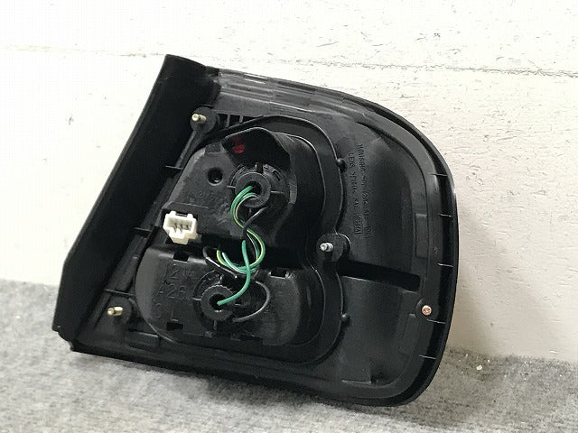 新品!プリメーラ カミノ P11/HNP11/HP11 純正 左 テールランプ/ライト/レンズ ハロゲン ICHIKOH 7391 26555-3J127 日産(135647)