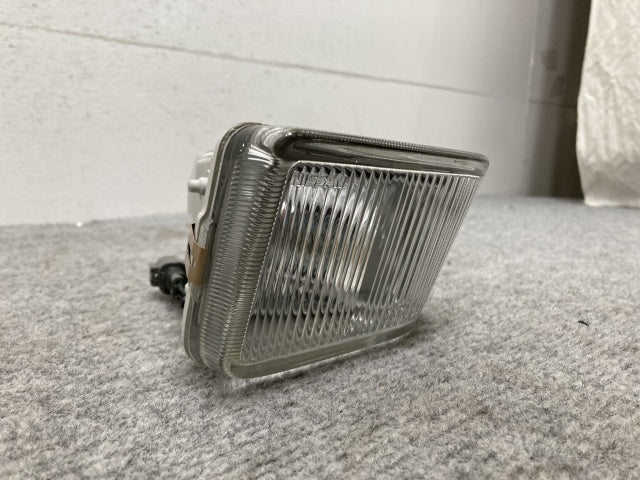 新品!スカイライン R32/FR32/HR32/HCR32/HNR32/ECR32/ER32 BNR32 純正 左 フォグランプ ハロゲン 114-66212 26159-08U00(135649)