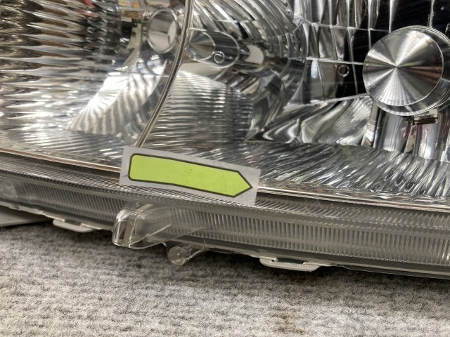 ビービー/bB NCP30/NCP31 純正 後期 左 ヘッドライト/ランプ キセノン HID レベライザー KOITO 52-119 81185-52500 トヨタ(135659)