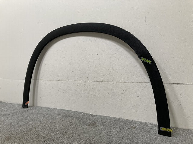 GLAクラス X156 純正 右 フロント フェンダーアーチモール/オーバーフェンダー A156 885 24 22 素地 メルセデスベンツ(135695)