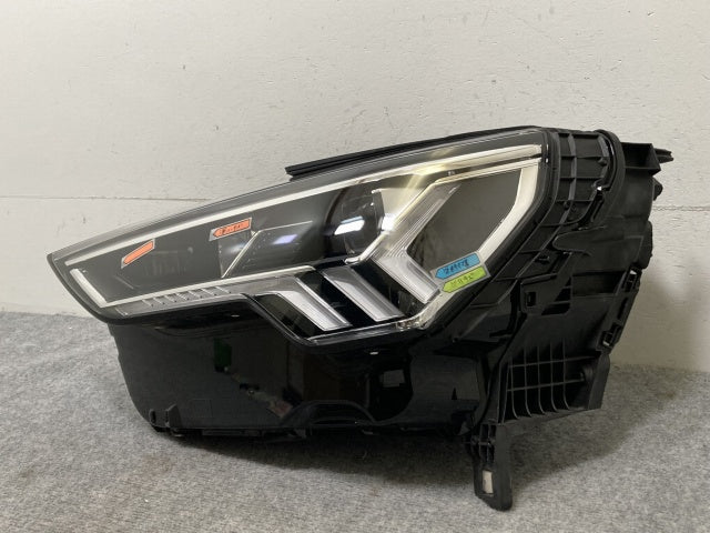 Q3 F3系 純正 左 ヘッドライト/ランプ LED 83A.941.033.A/83A941033A アウディ(135698)