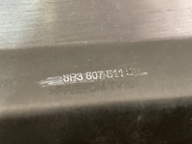 新品!A3 8P系 純正 前期 リア バンパー 8P3 807 511 B/8P3807511B 未塗装 アウディ(136134)
