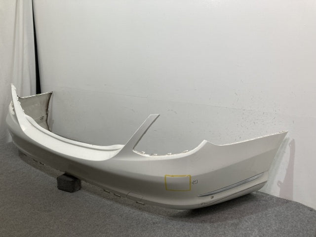 Cクラス/セダン W205 純正 前期 リア バンパー W205 885 01 38/W2058850138 ポーラーホワイト 149 メルセデスベンツ(136140)