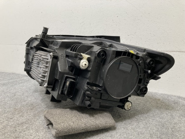 ジャンク!Bクラス W247 純正 前期 右 ヘッドライト/ランプ LED A 247 906 22 03/2479062203 A2479065001 メルセデスベンツ(136232)