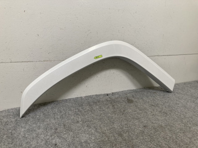 新車外し!ランドクルーザー/ランクル FJA300W/VJA300W 純正 右 リア クォーター アーチモール/オーバーフェンダー 75605-60120 090(136269)