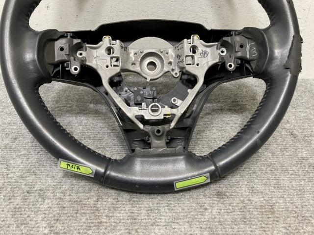 ヴォクシー/ノア/エスクァイア/ハリアー 80系/60系 純正 ステアリング ハンドル GS120-05930 トヨタ(136289)
