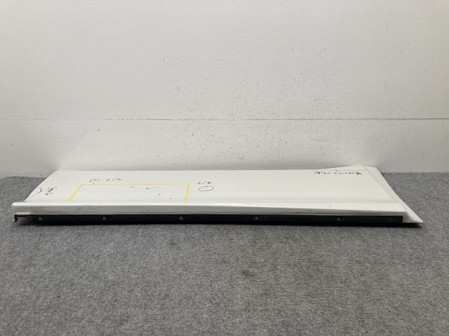 ヴォクシー/ノア/Si/ZS 80系/ZRR80W/ZRR85W/ZWR80W 純正 右 フロント サイドパネル 76903-28160 ホワイトパールクリスタル 070(136295)