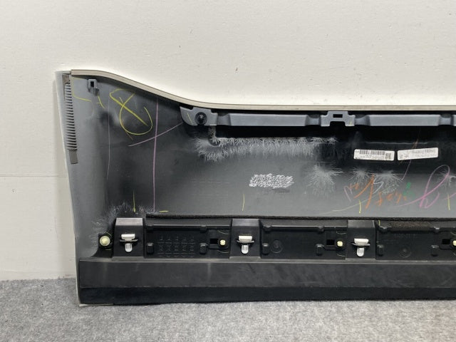 ヴォクシー/ノア/Si/ZS 80系/ZRR80W/ZRR85W/ZWR80W 純正 右 フロント サイドパネル 76903-28160 ホワイトパールクリスタル 070(136295)