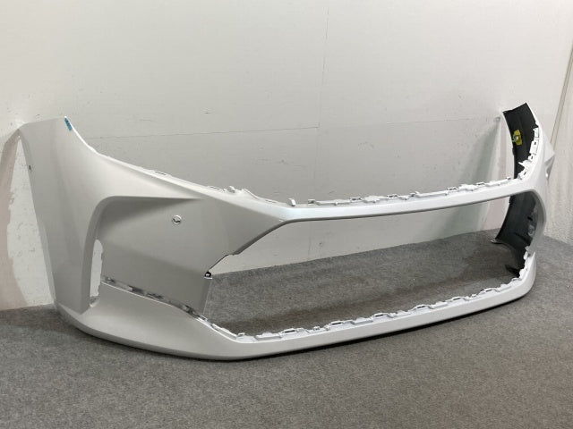 新品!クラウン/セダン AZSH32/KZSM30 純正 フロント バンパー 52119-30030/40 52119-3K931-A0 プレシャスホワイトパール 090 トヨタ(136312)
