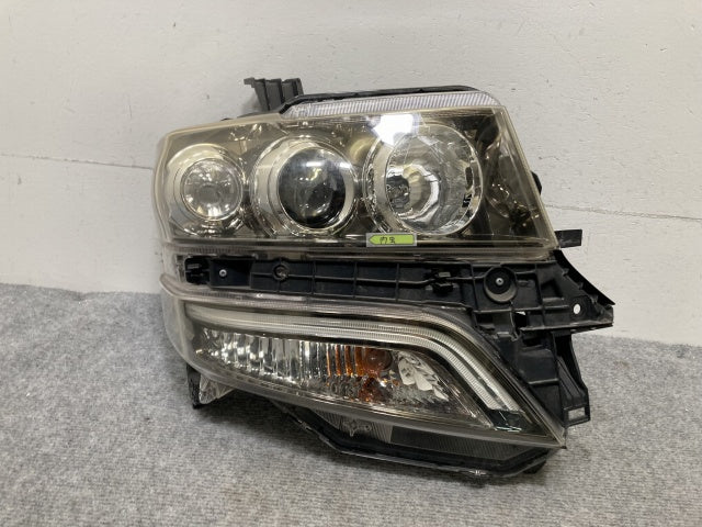 N-BOX/NBOX Nボックス/カスタム JF1/JF2 純正 前期 右 ヘッドライト/ランプ キセノン HID AFS無 レベライザ 刻印4 KOITO 100-62038(136321)