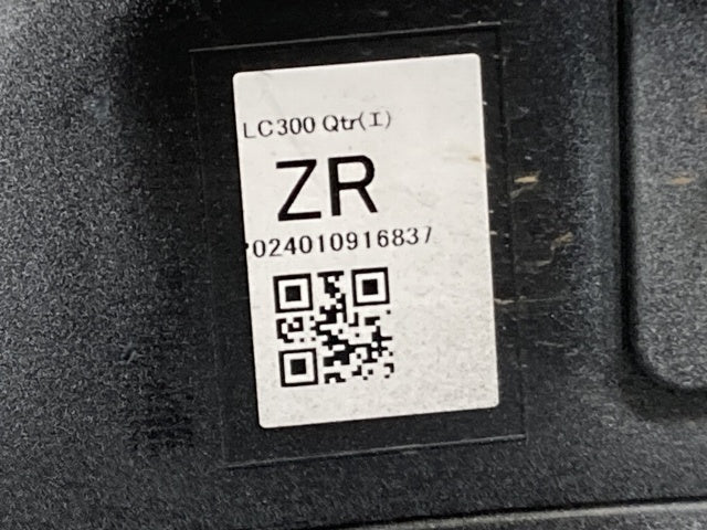 新車取り外し!ランドクルーザー/ランクル FJA300W/VJA300W 純正 右 リア クォーター アーチモール/オーバーフェンダー 75605-60120(136383)